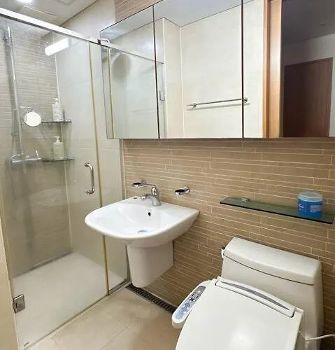 Appartement Spacious & Modern Family Retreat *