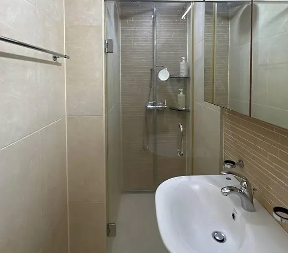 Spacious & Modern Family Retreat Appartement *